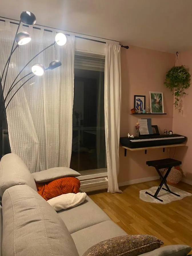 Neuf Cozy Avec Balcon, 11e Arr Voltaire, Proche Bastille Апартаменты Париж